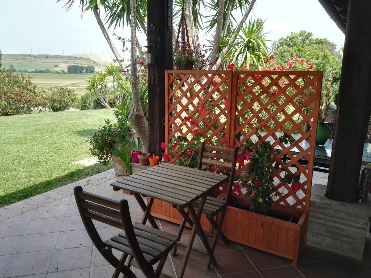 Casale Farnesiana B&B Тарквиния Экстерьер фото