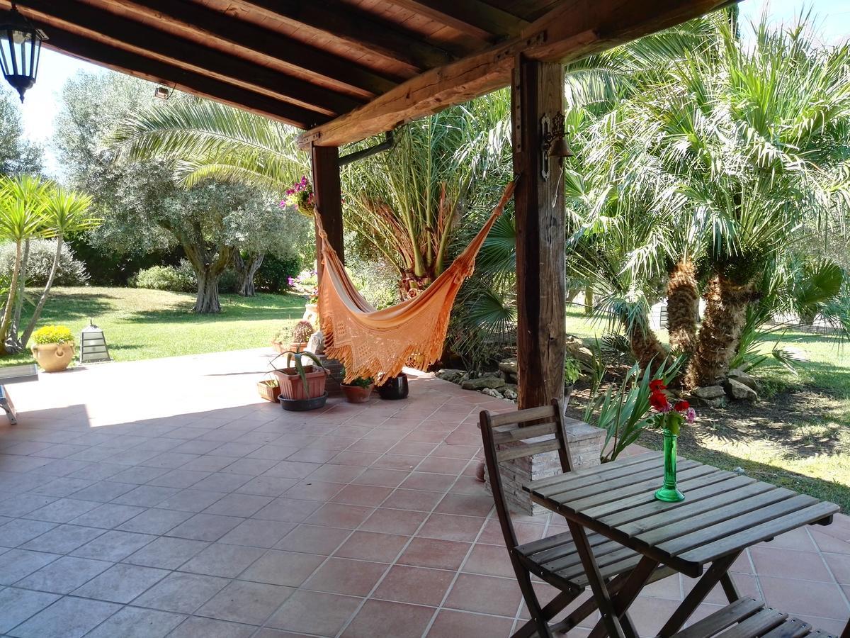 Casale Farnesiana B&B Тарквиния Экстерьер фото