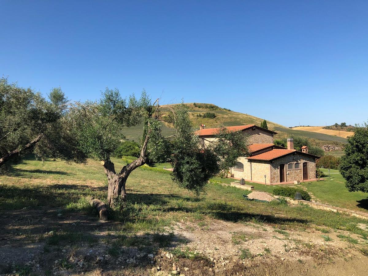 Casale Farnesiana B&B Тарквиния Экстерьер фото